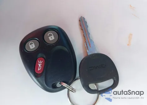 2003 GMC Envoy Slt из США, поврежденный, VIN 1GKDT13SX32319995